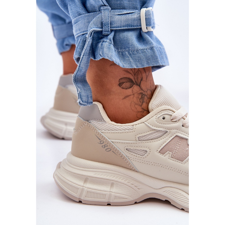 FG2 Sapatos esportivos de malha femininos da moda bege Venice 2