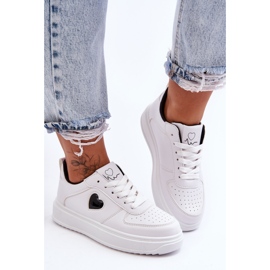 FJ1 Tênis esportivo clássico com coração preto e branco Amore 1