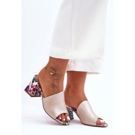 Lewski Shoes Sapatos Leski femininos de salto alto de couro 3209/K bege pérola 2