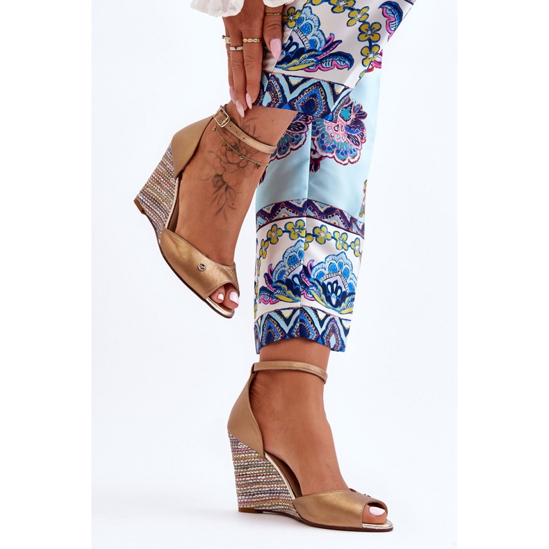 Sandália de cunha de couro Laura Messi 2603/784 ouro dourado 2