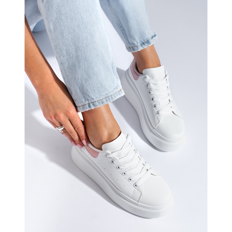 Sapatos desportivos femininos brancos Shelovet 1