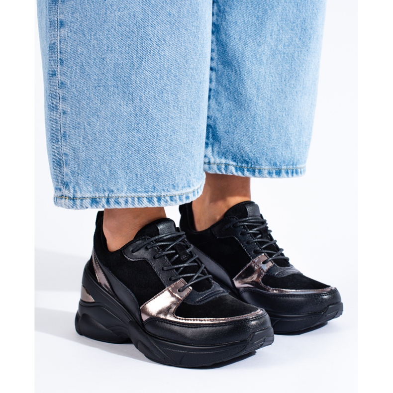 Tênis feminino de couro preto Shelovet 1