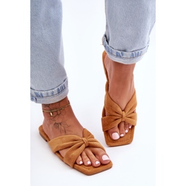 Chinelos femininos de veludo Camel Vanilla Sky castanho 1