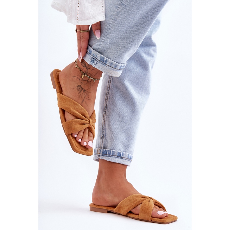 Chinelos femininos de veludo Camel Vanilla Sky marrom 2