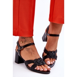 Sandálias de couro com salto Meriel preto 2