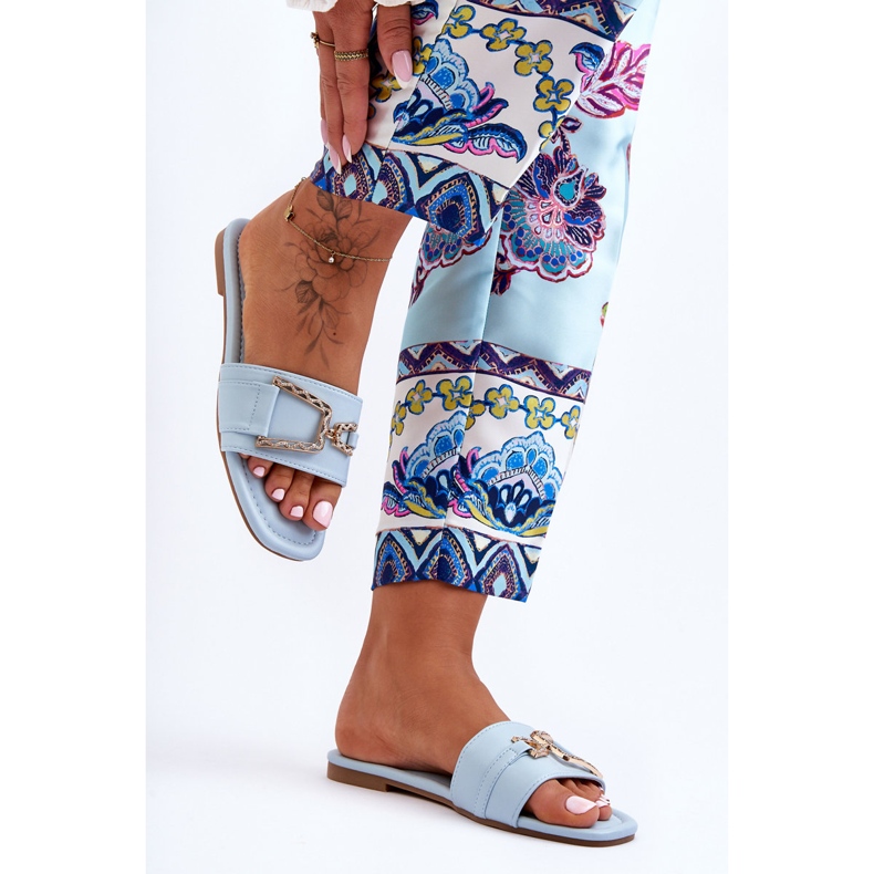 Chinelos femininos clássicos azuis impressionantes com enfeites azul 2 Chinelos femininos clássicos azuis impressionantes com enfeites azul 2