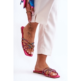 Chinelos femininos com listras e strass multicolorido Leomi rosa 2