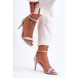 Sandálias de salto alto prata Gedna brilhantes 1