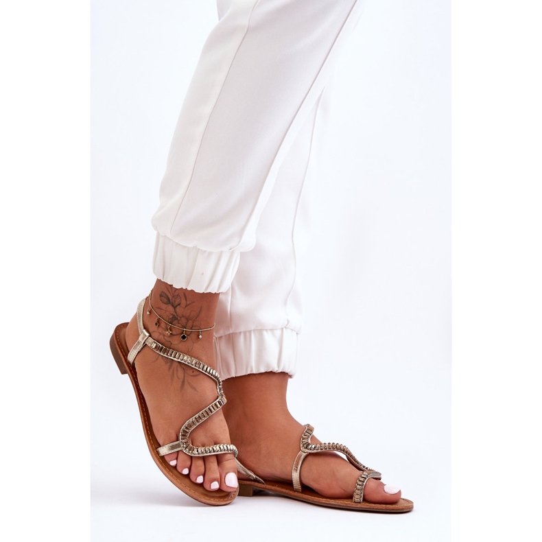 Sandálias femininas douradas Hayen sem cadarço dourado 2 Sandálias femininas douradas Hayen sem cadarço dourado 2