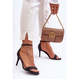 Sandália preta brilhante Gedna salto alto preto 2