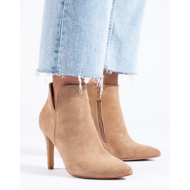 Bella Paris Botas clássicas de salto alto bege 1