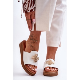 PG1 Chinelos plataforma femininos de couro com decoração azera branca branco 2