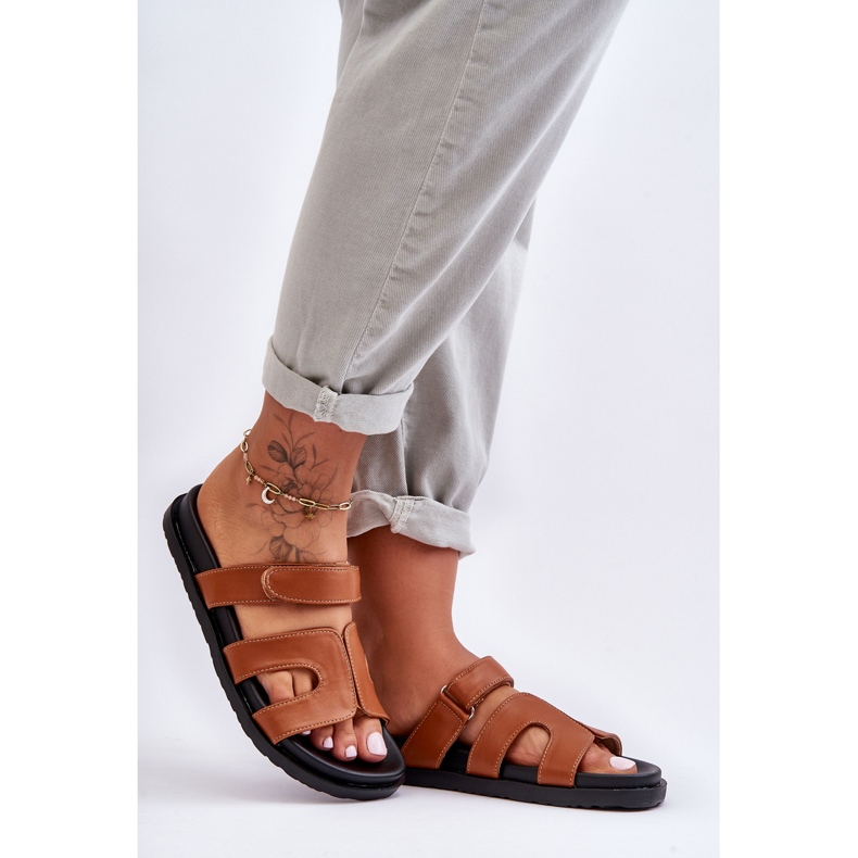 FJ1 Chinelos femininos clássicos de couro com velcro marrom Amedon castanho 1