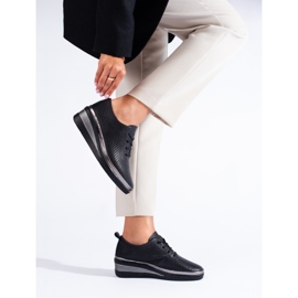 Sapatos de cunha em pele preto T.Sokolski 2