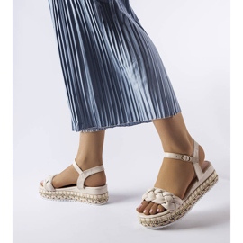 Sandália plataforma bege Katrin. verde 1