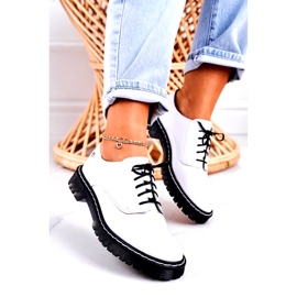 Sapatos de couro feminino Oxford Maciejka White Varnished 04087-11 branco 3