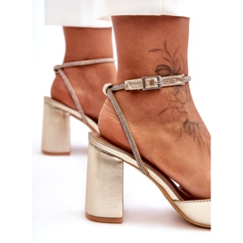 Bombas de couro ecológico com alça decorativa, Golden Lirosa dourado 4