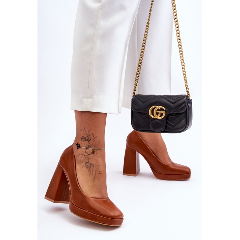 Sapatos de couro com salto grosso Camel Rosalia marrom 2