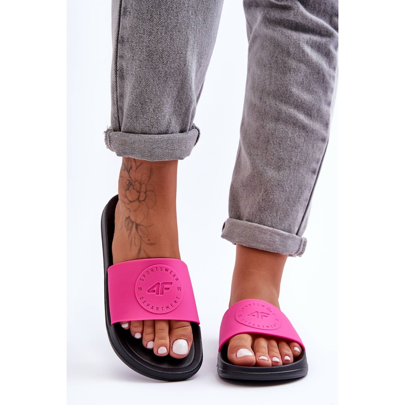 Chinelos esportivos femininos 4F 4FSS23FFLIF069-55S rosa-preto 2
