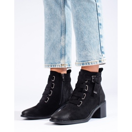 Botins femininos pretos de salto alto 1