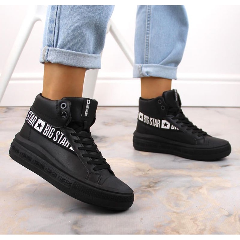 Tênis esportivo isolado Big Star W INT1901B preto 2