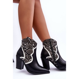 Botas Cowboy Cowboy Femininas Preto e Branco Leara 2