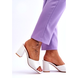 Chinelos Clássicos Femininos Branco Loara 5