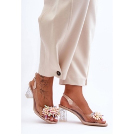 Sandálias elegantes decoradas no salto bege S.Barski MR1037-23 1