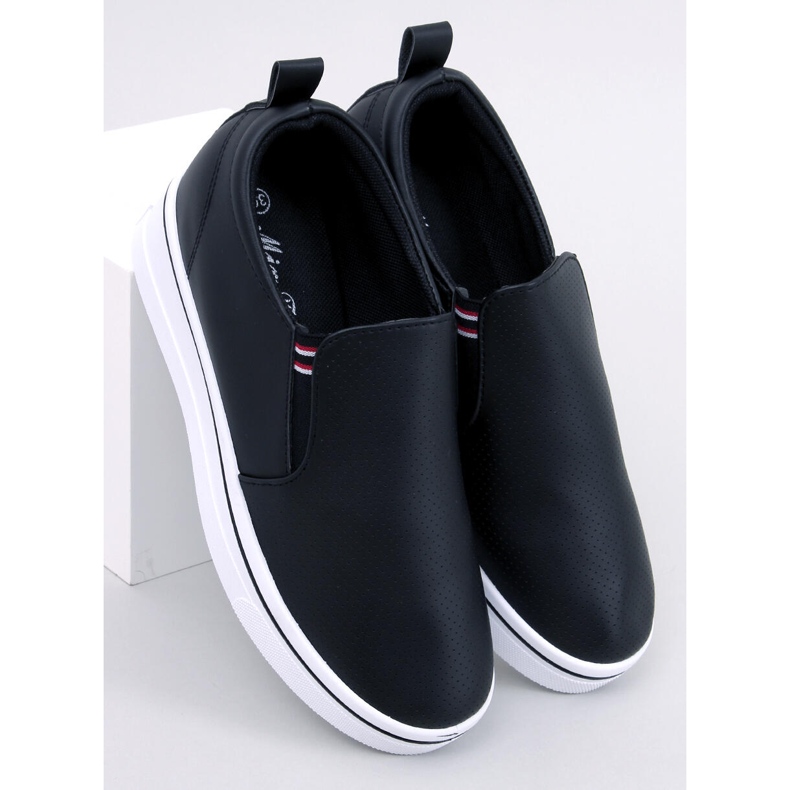 Tênis slip-on preto Jenkins 1