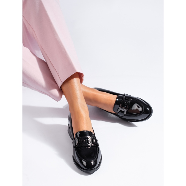 Sapatos lacados de senhora pretos com fivela Vinceza 2 Sapatos lacados de senhora pretos com fivela Vinceza 2