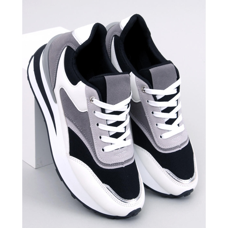 Ténis de mulher Catle Black preto 1