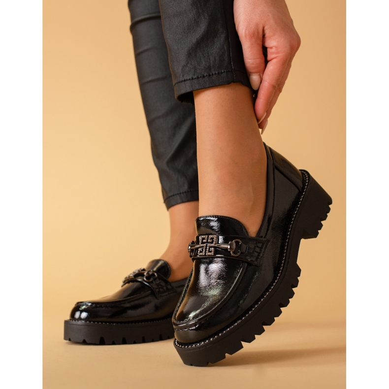 Mocassins femininos lacados em sola grossa Shelovet preta preto 2