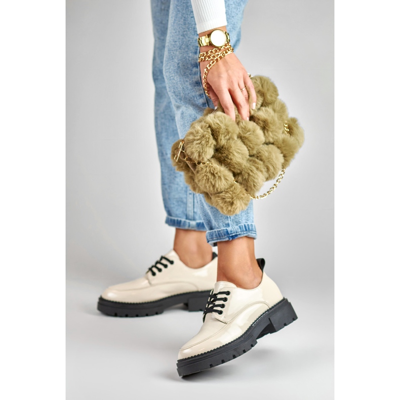 La.Fi Sapatos com atacadores lacados bege 2