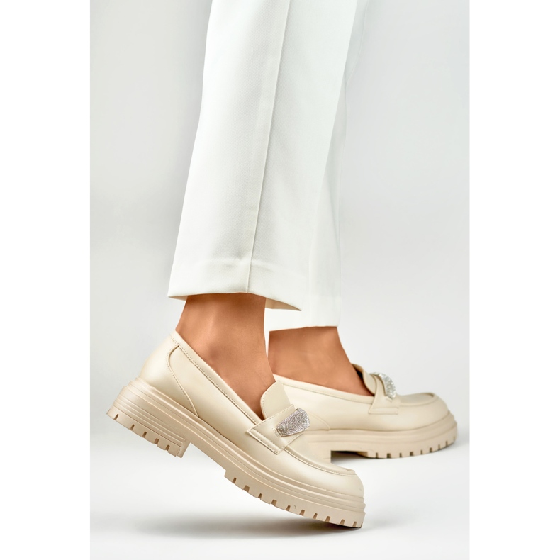 Brogues bege com zircões 1