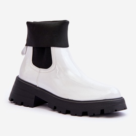 Botas femininas lacadas Jodhpur Branco Pavo 1