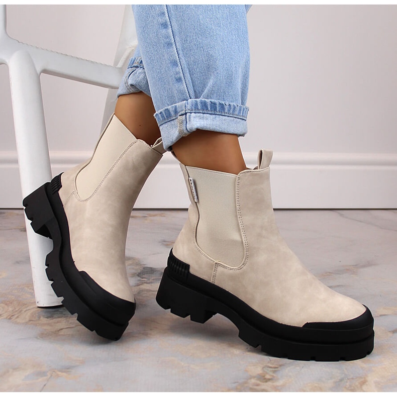 Botas Chelsea de mulher com plataforma bege Big Star MM274322 1