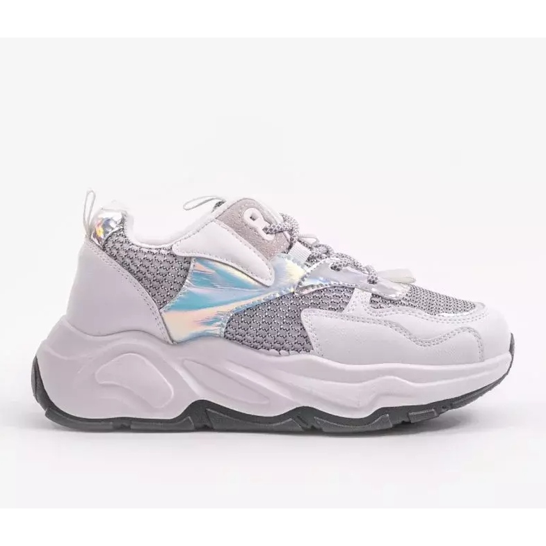 Tênis esportivos brancos com inserções RAL-63 cinza 1