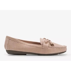 Mocassins femininos bege com laço Kassandra 1