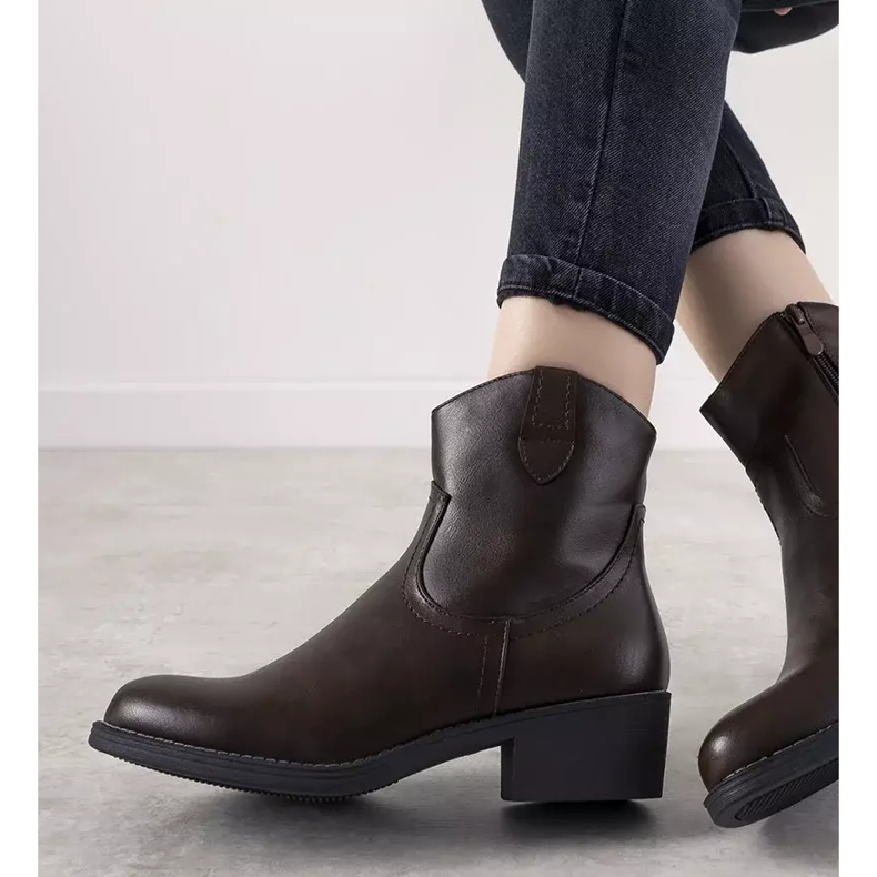 Botas marrons femininas clássicas da Malika marrom 1