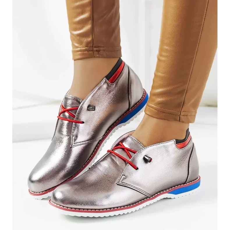 Sapatos femininos prateados da Reyes prata 1