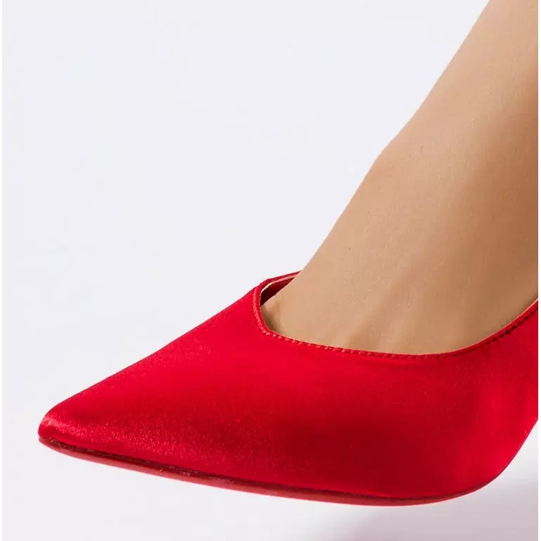 Salto vermelho com encadernação Anneli 2