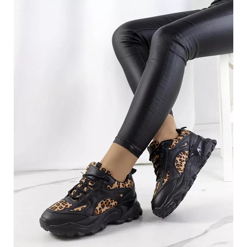 Tênis preto Akron 2