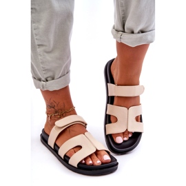 Chinelos femininos clássicos de couro com velcro bege Amedon 3