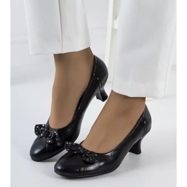 Scarpin preto com laço Repina 1 Scarpin preto com laço Repina 1