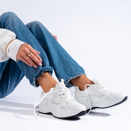 Tênis feminino Shelovet branco com cadarço 1