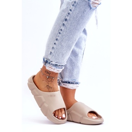 Chinelos femininos leves de espuma Big Star LL274593 bege 3