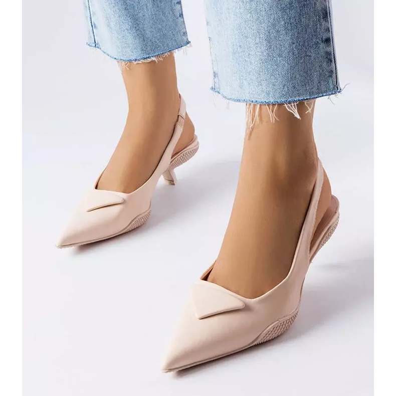 Sandália salto baixo bege, Labonté 1