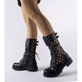 Botas pretas vazadas, Minks preto 1