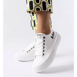 Tênis branco Lee Cooper LCW-23-44-1623L 1