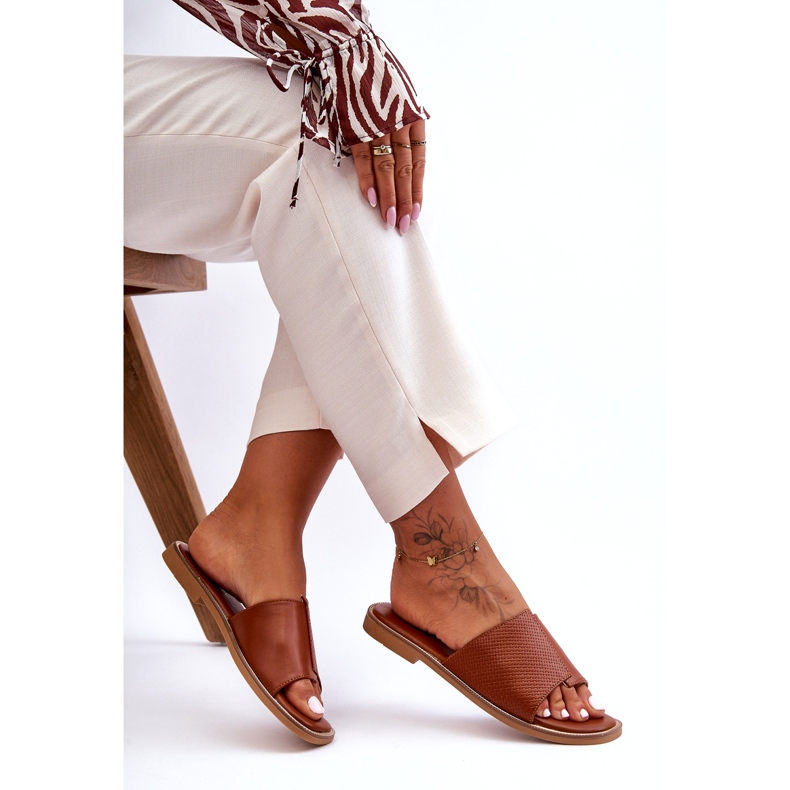 Chinelos femininos de couro Camel Harmony marrom 6